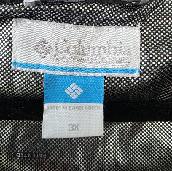 Columbia Black and White Faux Fur Jacket - Picture 1 of 8